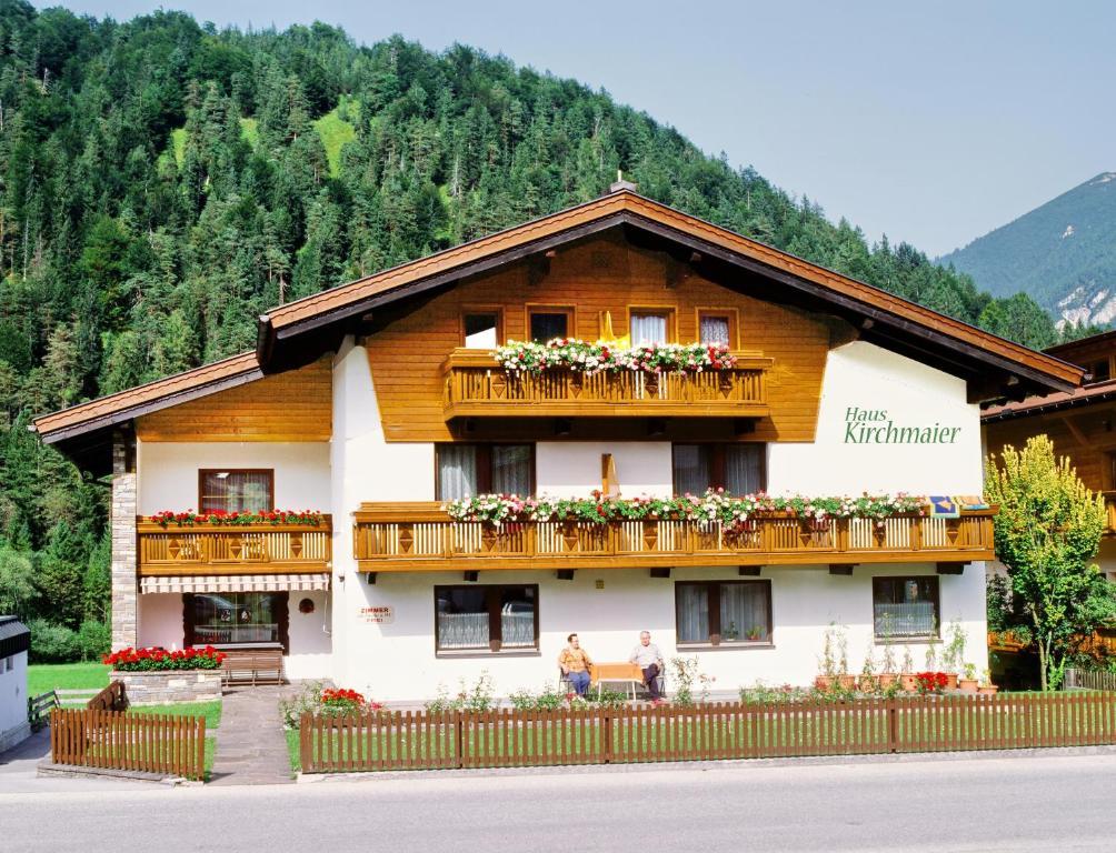 Bed & Breakfast Haus Kirchmaier Pertisau